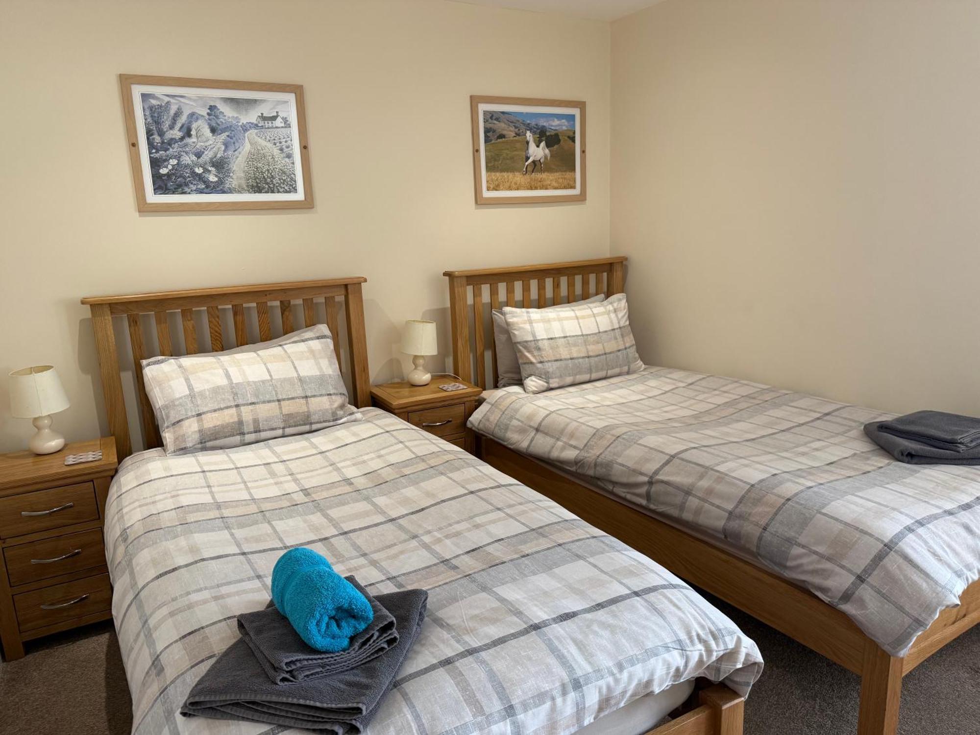 Twin Room - Upper Level